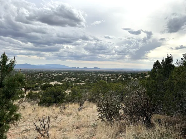16 Embudo Del Sol, Santa Fe, NM 87508