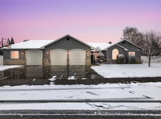 4926 W 24th Pl, Kennewick, WA