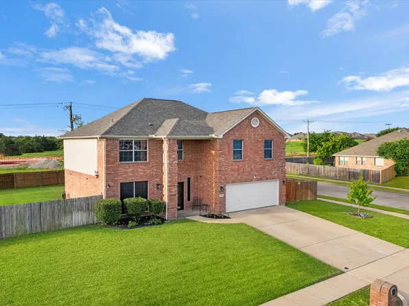 1700 Cowtown Ct, Mansfield, TX 76063