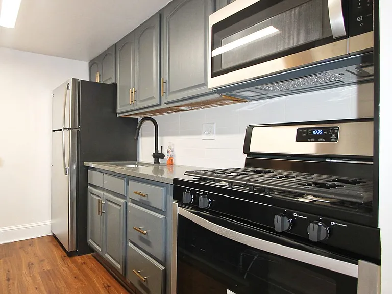 326 W Chelten Ave — Photo 20