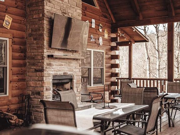 2nd image of 28845 Big Pine Rd