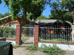 120 Riverview Dr, Del Rio, TX 78840