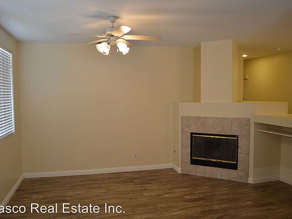 4th image of 967 Riverwalk Dr