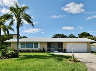 2360 Armour Dr, Dunedin, FL 34698