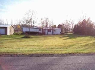 7364 Dillon Rd, Pavilion, NY 14525