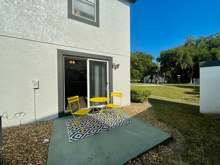 Village Park Townhomes | 2 & 3 Bedroom Apartments in Lady Lake, FL — Photo 64