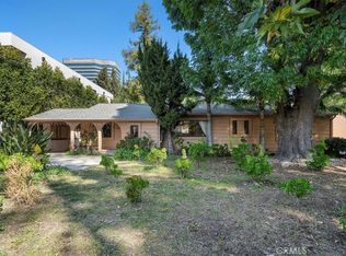 15227 Greenleaf St, Sherman Oaks, CA 91403