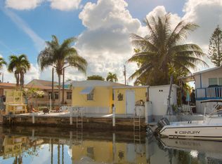 11 Pelican Rd, Key Largo, FL 33037