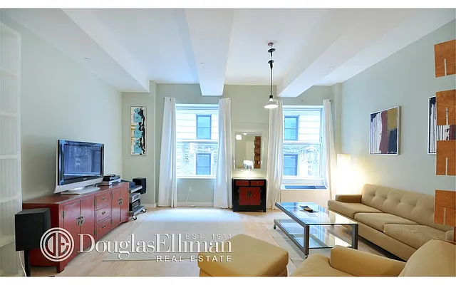 Sold by Douglas Elliman | media 4