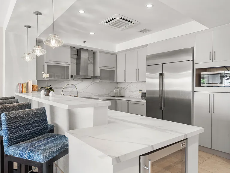 500 Plantation Dr #1-205 — Photo 5