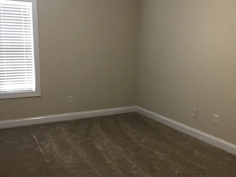 7 Royal Oak Dr NE — Photo 9