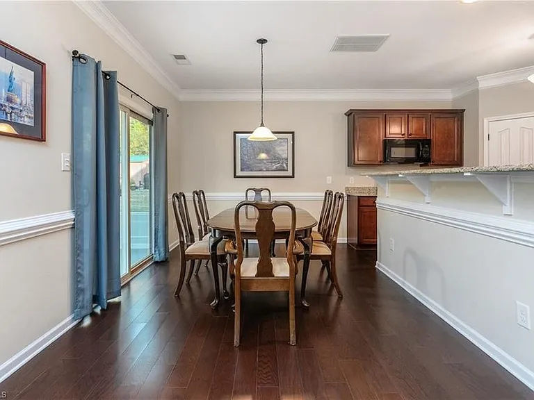 153 Tysonridge Ct — Photo 29