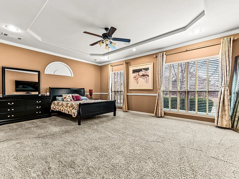 12467 Fallcreek Dr — Photo 16