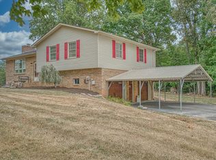 710 Blue Springs Rd, Smithville, TN 37166