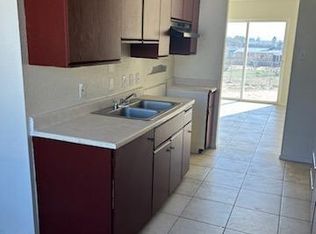 15967 Meseta Rd, Victorville, CA 92394