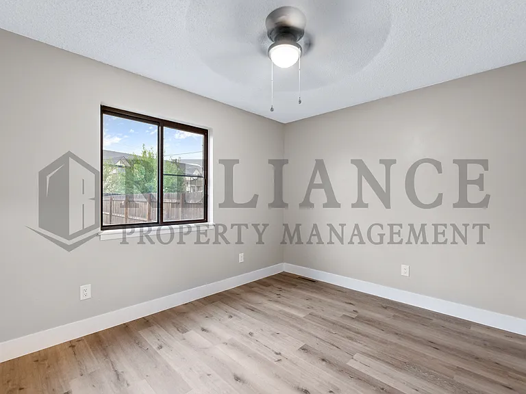 6908 W Oneil St — Photo 22