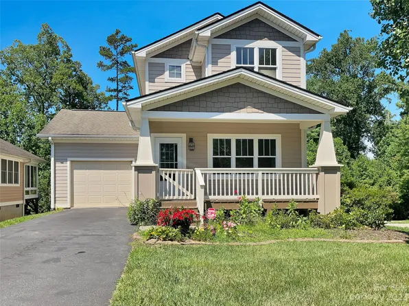 107 Little Fox Ln, Fletcher, NC 28732
