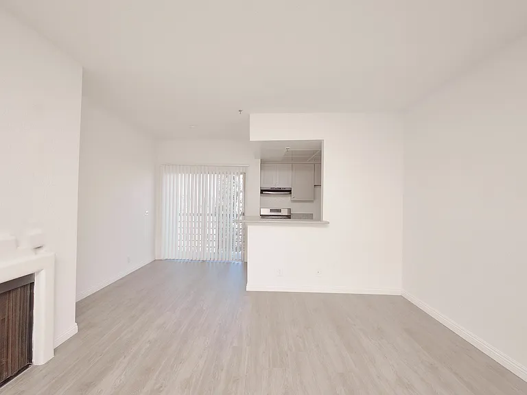 1210 North Cherokee Ave. — Photo 7