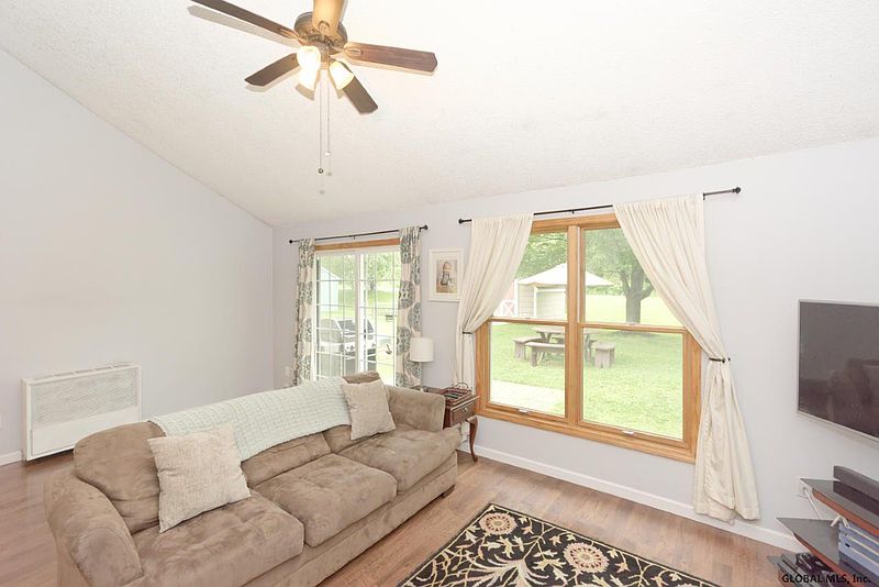 5th image of 6B KIMBERLY Court