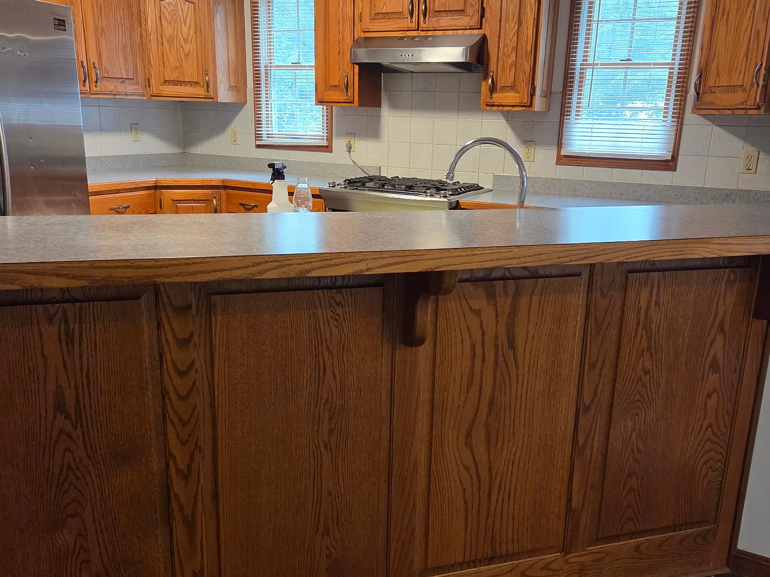 2 bed, 1.5 bath, 2400 sqft, $2,850 — Photo 2