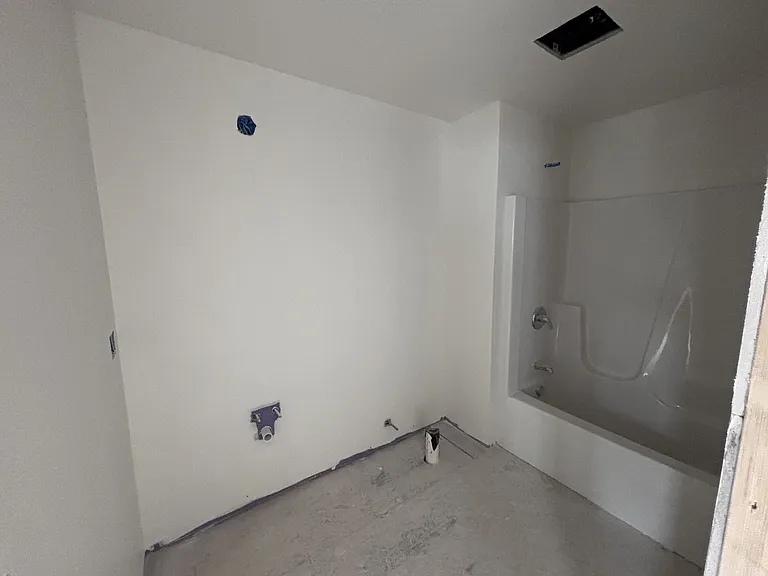 67 Lincoln St #4 — Photo 7