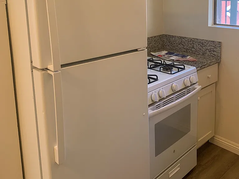 6515 Elgin St #3 — Photo 7
