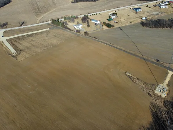 42.81 Acres Hwy #39, New Glarus, WI 53574
