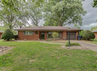 313 Longview Dr, Belleville, IL