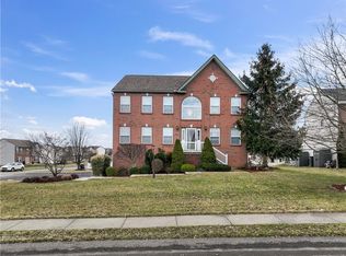 130 McCracken Dr, Monaca, PA 15061