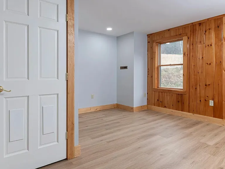 77 Dylan Rd #2 — Photo 15