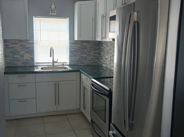 1758 S Meridian Ave, Wichita, KS 67213
