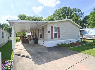 25 Dogwood Dr, Beloit, OH 44609