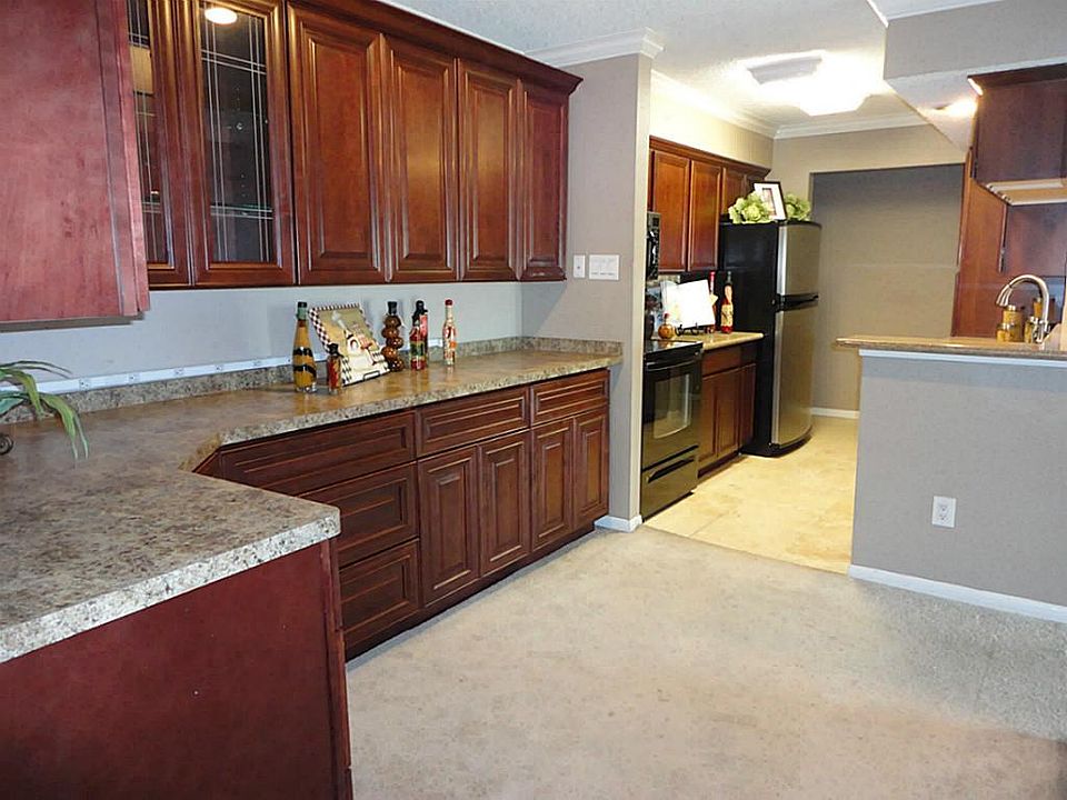 Custom Cabinetry for shelves