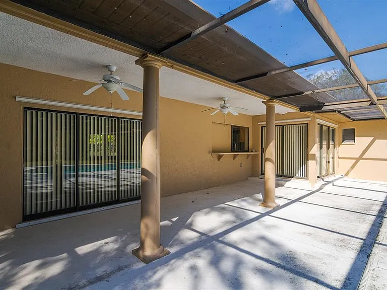 10206 Lakeview Dr — Photo 42