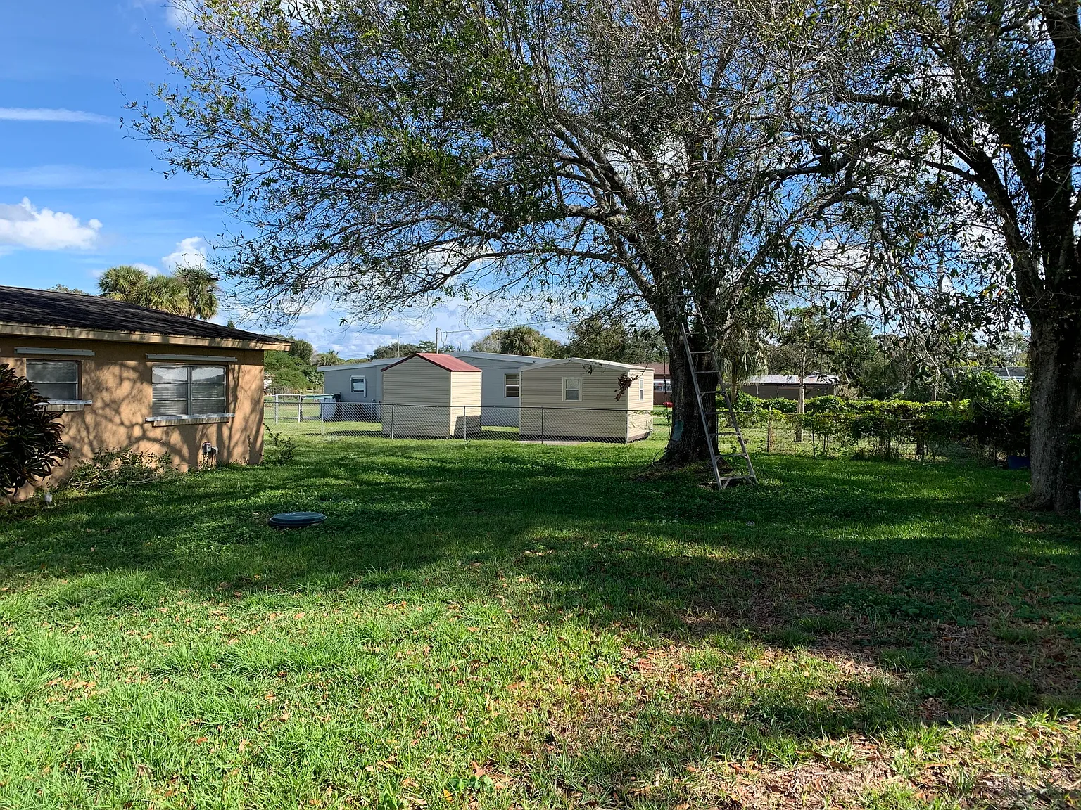 3 bed, 1.5 bath, 1344 sqft, $2,200 — Photo 3
