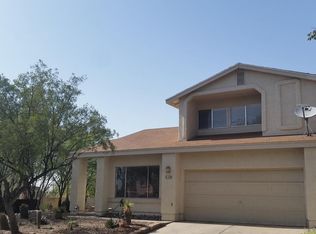 8169 N Streamside Ave, Tucson, AZ 85741