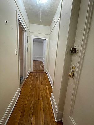 4th image of 1660 E 13th St APT C4
