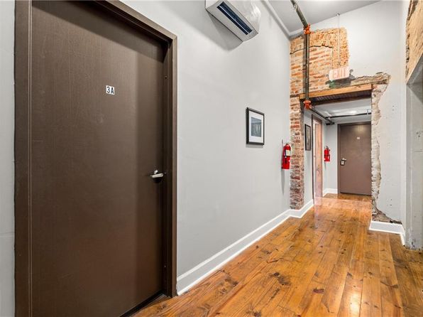 558 Saint Francis St