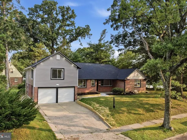 7906 Chandler Rd, Glenside, PA 19038