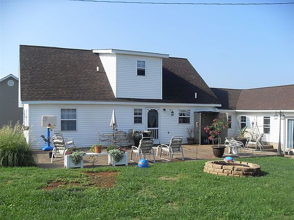 4th image of 80 Ruth Elaine Dr
