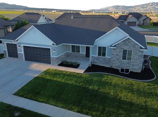 348 W Hills Dr, Saratoga Springs, UT 84045