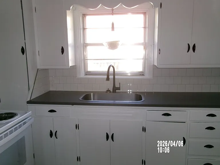 2112 SW A Ave — Photo 10