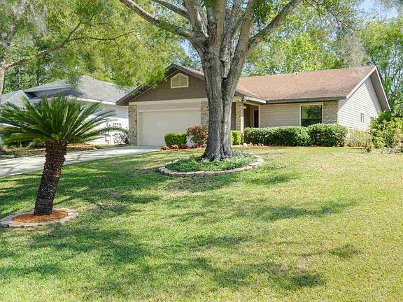 3rd image of 11575 Creek Dr