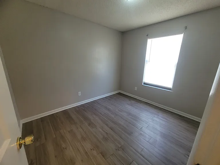 5136 Indian Lakes Ct #1 — Photo 8
