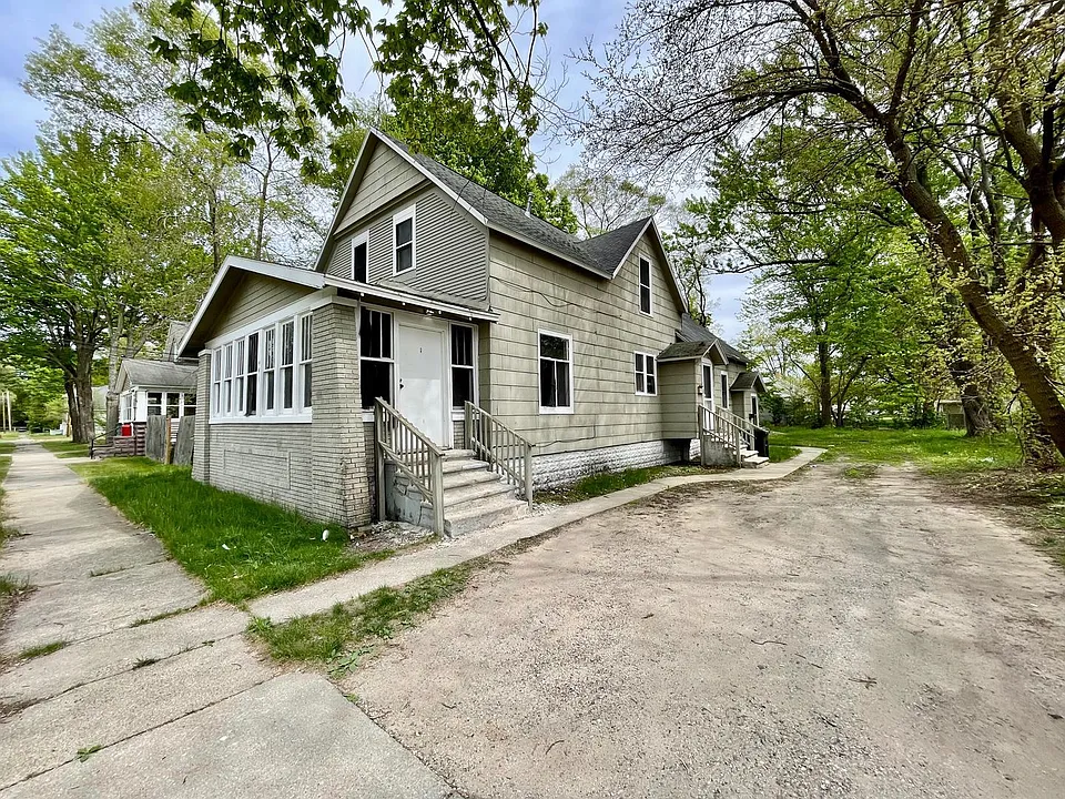 441 White Ave #3