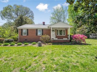 2104 McKnight Mill Rd, Greensboro, NC 27405