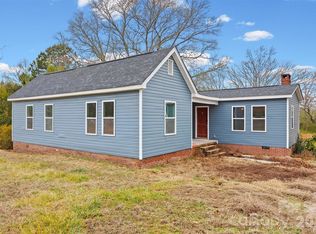 3526 Mount Holly Rd, Edgemoor, SC 29712