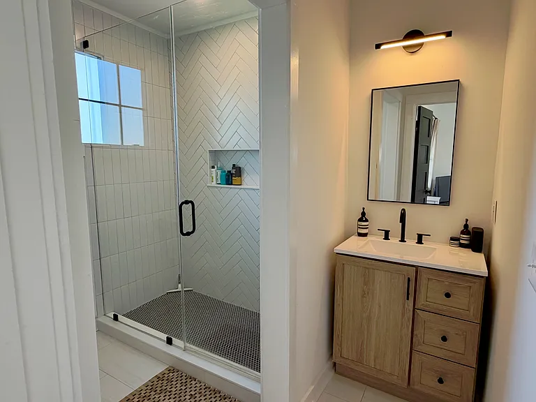 5 Maranda Holmes St #B — Photo 11