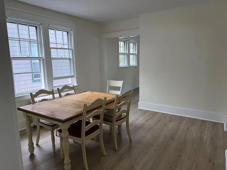 22B Forest Ave #2 — Photo 8