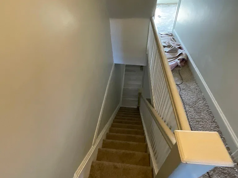 710 W Laurel Blvd — Photo 3